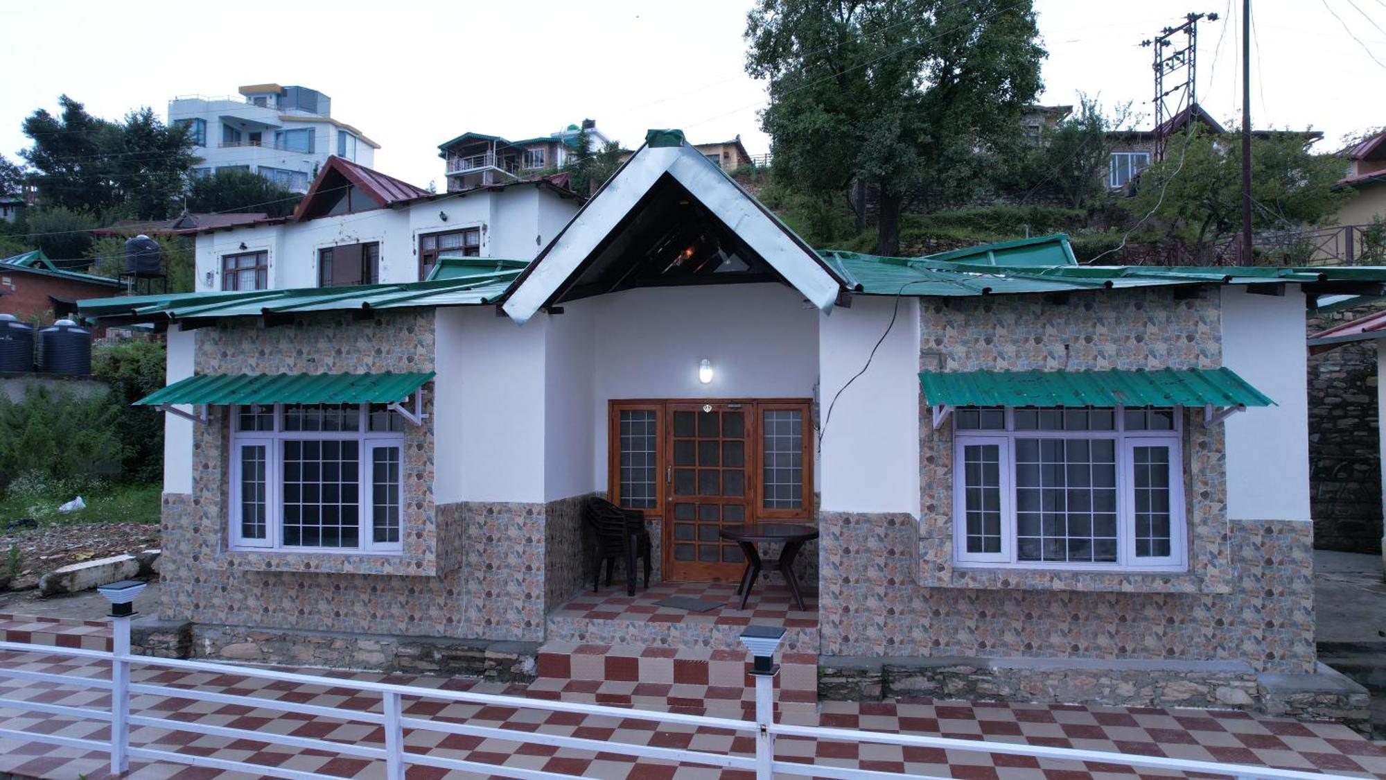 Himalayanblues Cottages&Stays มุกเตชวาร์ ภายนอก รูปภาพ