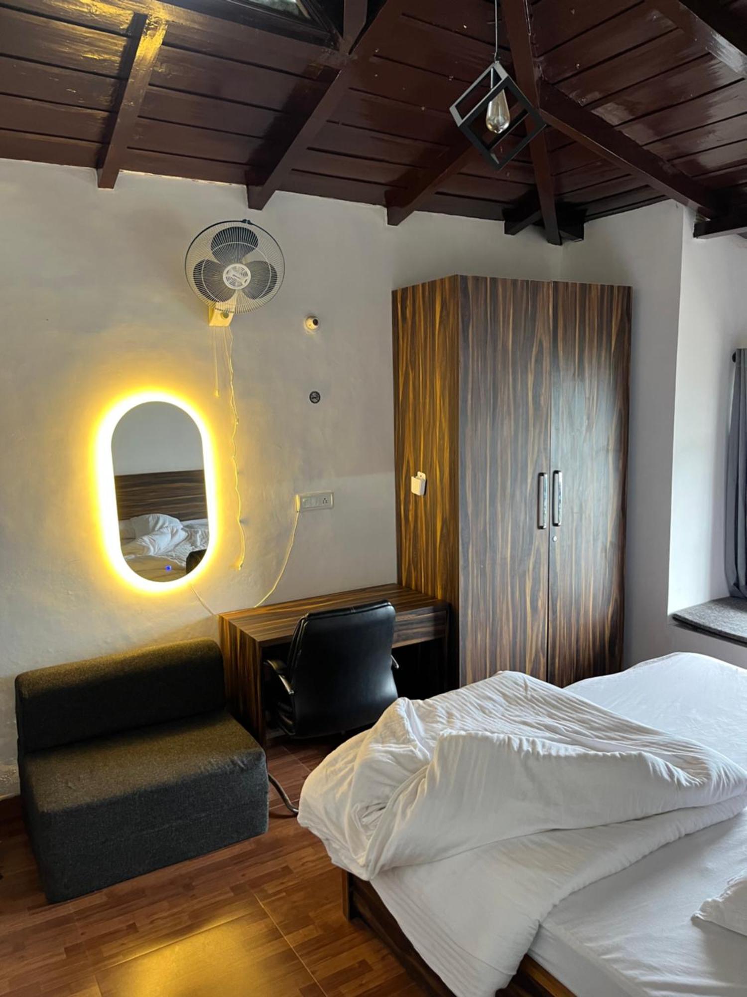Himalayanblues Cottages&Stays มุกเตชวาร์ ภายนอก รูปภาพ